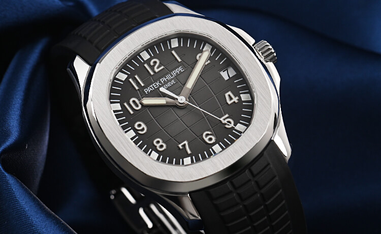 �p�e�b�N �t�B���b�v �A�N�A�m�[�g�i�V�i�E���Áj