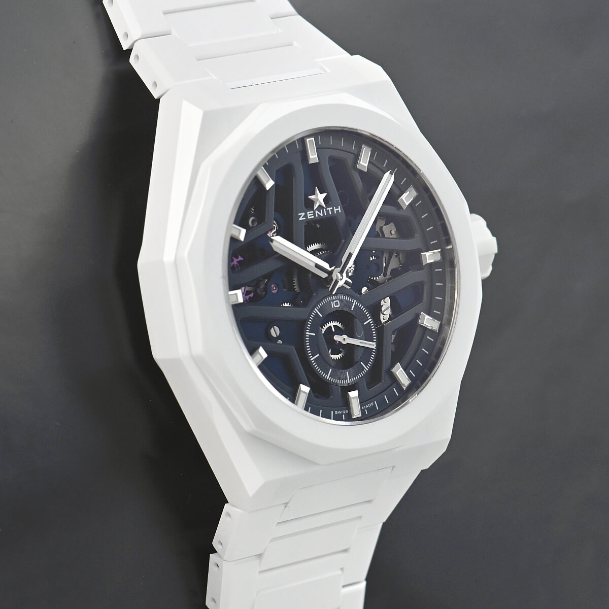 ブルマァク復刻　ギガス(ホワイト版)未開封品 49.9301.3620/79.I001 デファイ スカイライン スケルトン