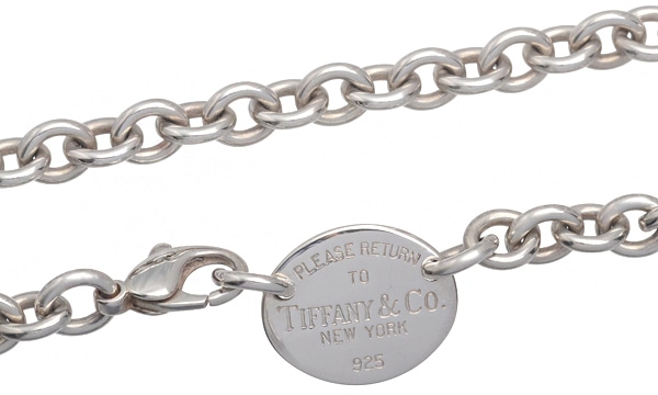 PLEASE RETURN TO TIFFANY オーバル　ティファニーシルバーチェーン